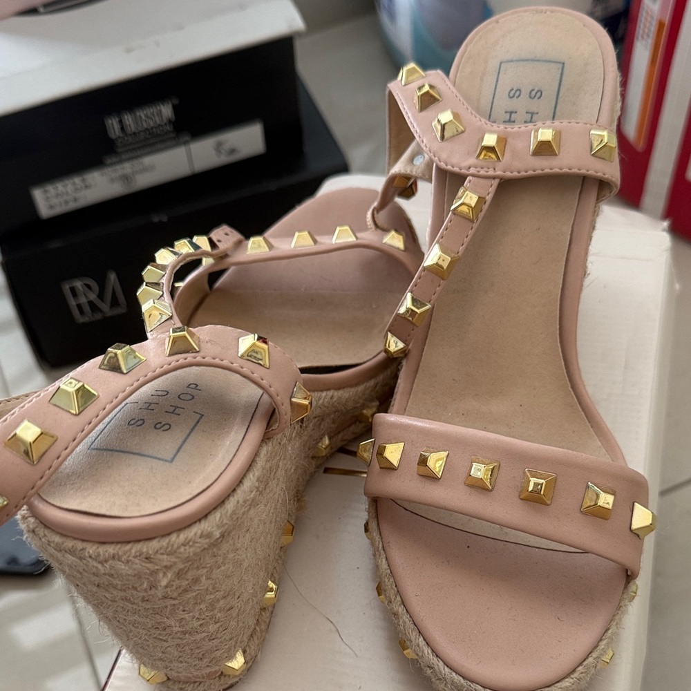 ShuShop Pink Studded Wedges